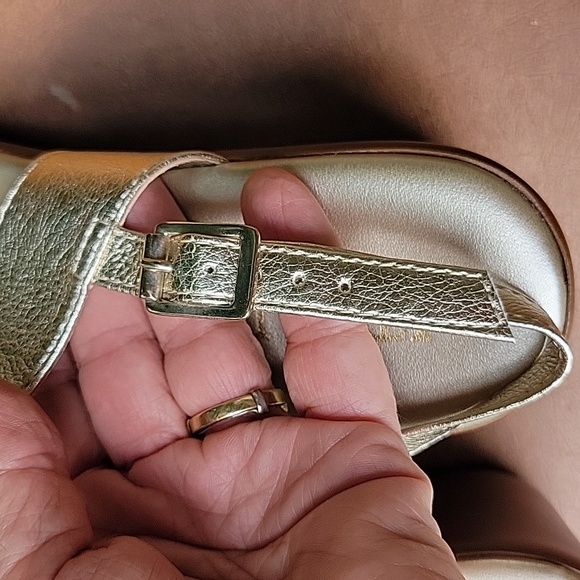 Ladies Size 8.5 Italian Shoemakers wedge sandel shoes - Picture 8 of 12